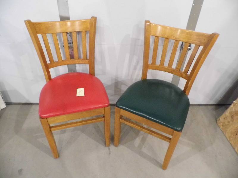 lot 62 image: 2 Chairs