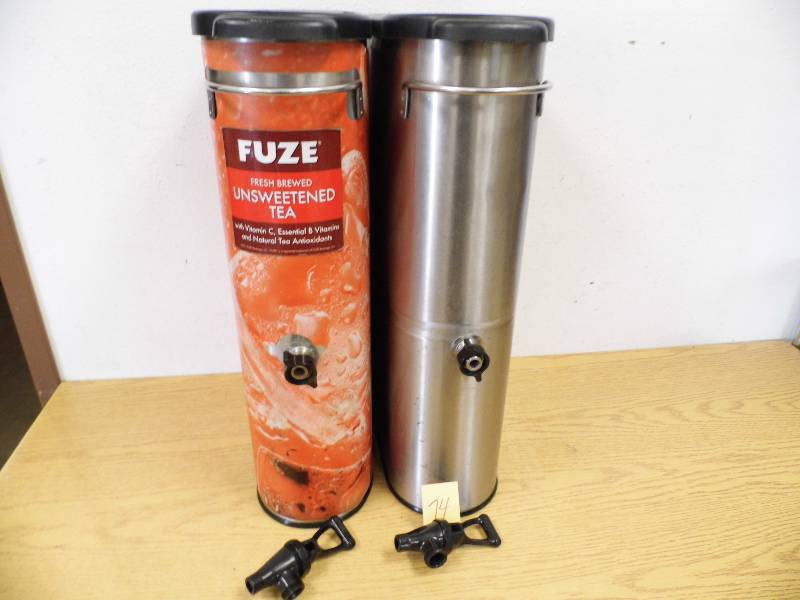 lot 74 image: 2 Bunn Beverage Dispensers