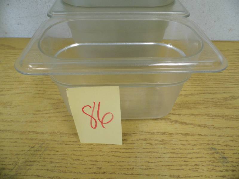 lot 86 image: 12 Camwear Containers