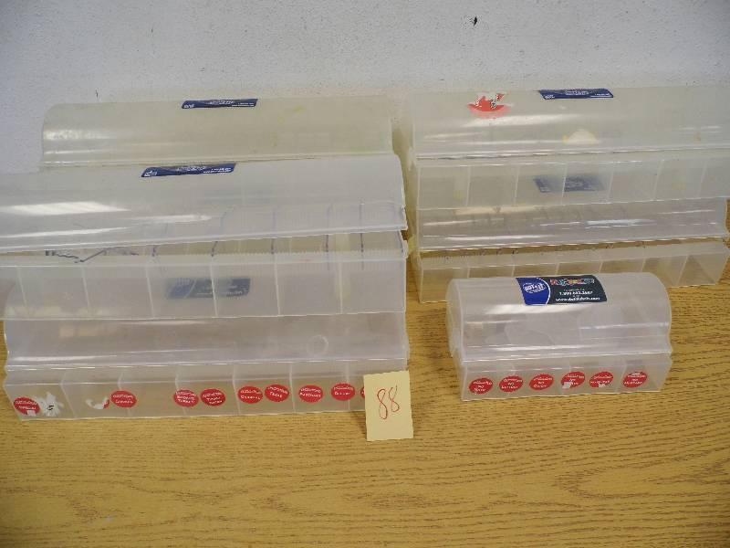 lot 88 image: 7 Dayspencer Dot.It Containers