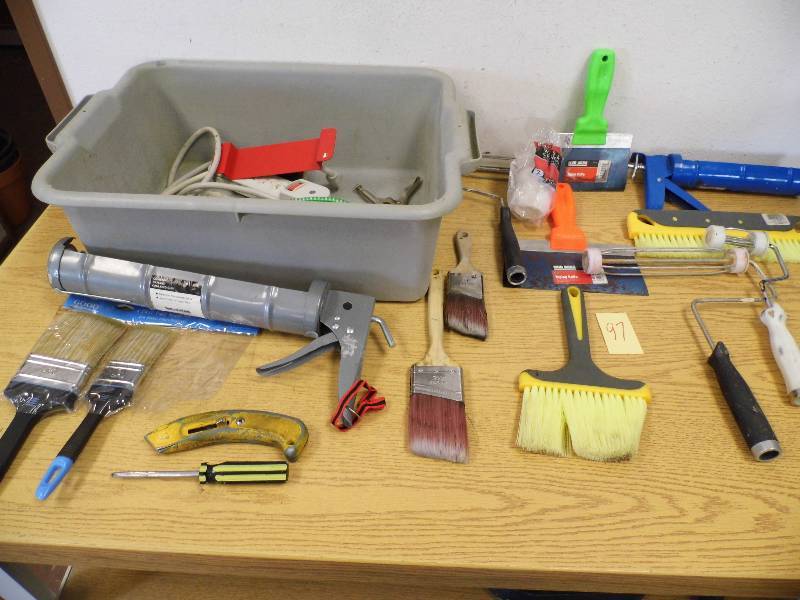 lot 97 image: Tools in Tub