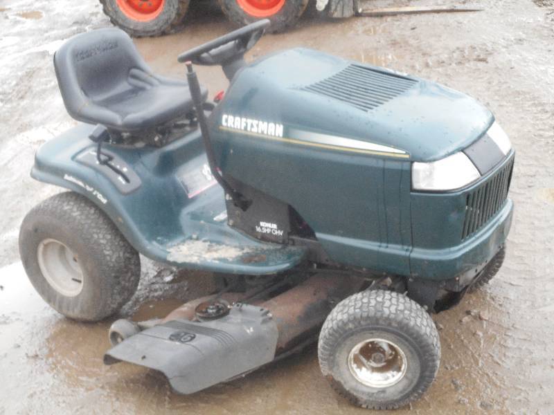lot 2 image: Craftsman Automatic Lawn Tractor, K...