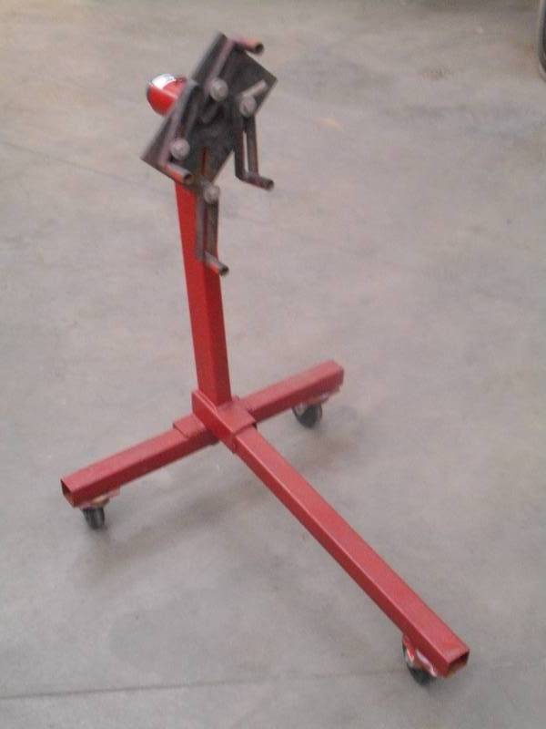 lot 25 image: Adjustable Rolling Engine Stand, In...
