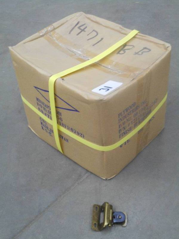 lot 31 image: Box Of Approx (200) Burnished Cabin...