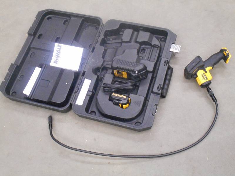 lot 58 image: Like New DeWalt 12Volt Inspection S...