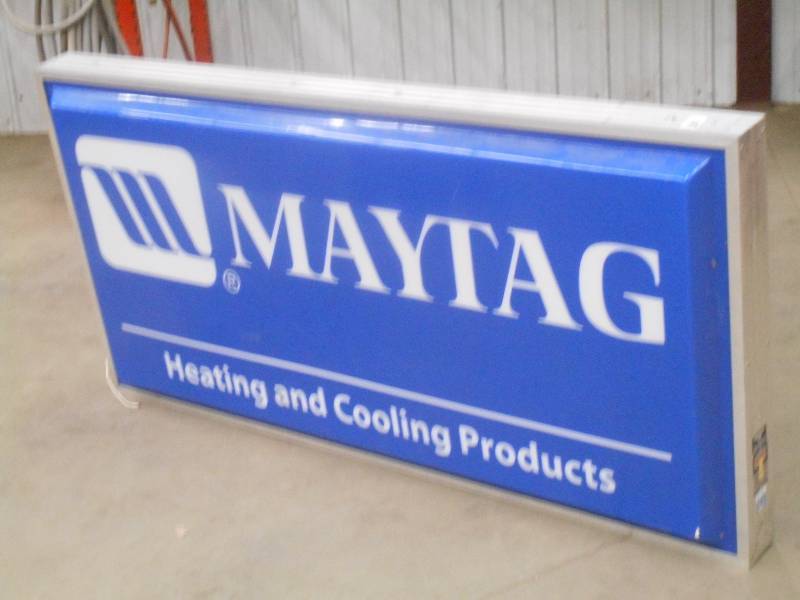 lot 66 image: 3x6.5ft Maytag Lighted Sign, 120Vol...