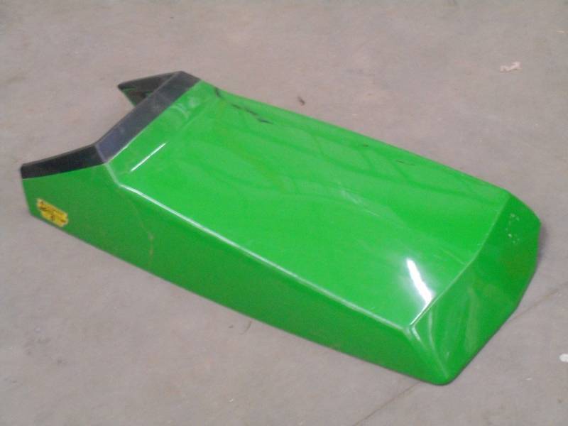 lot 69 image: John Deere 425 Lawn Tractor Hood ...