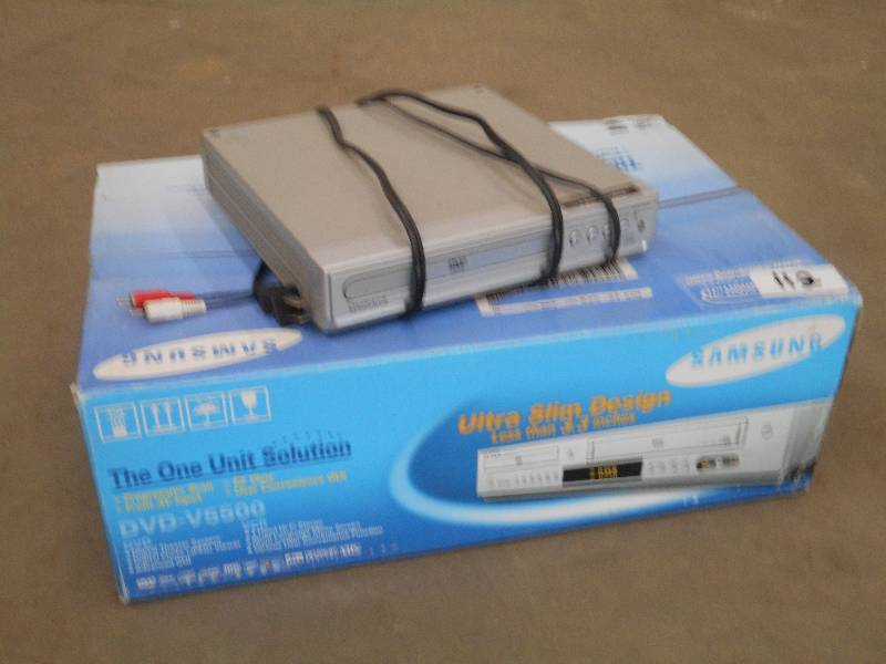 lot 112 image: (1) Magnavox DVD-Player & (1) Samsu...