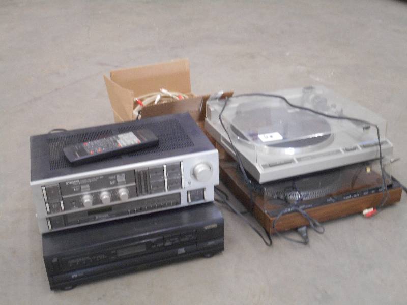 lot 115 image: Lot Of (2) Vintage Turn Tables, Pi...