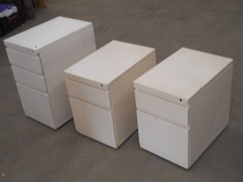 lot 126 image: Lot Of (3) Heavy Duty Rolling File ...