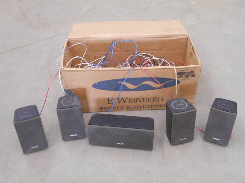 lot 138 image: Philips Sdurround Sound Speaker Set...
