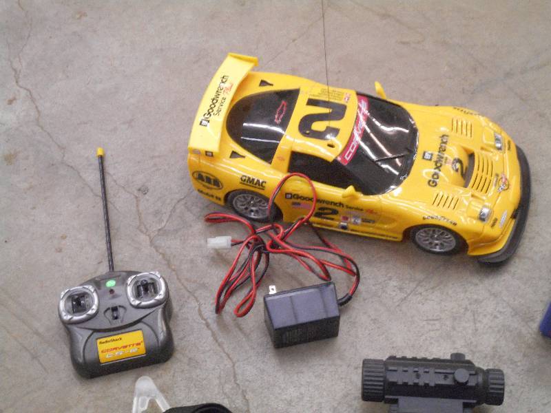 lot 134 image: Lot Of RC Corvette (Works), Toy Ma...