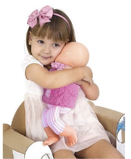 lot 85 image: Sweet Kisses Baby Doll