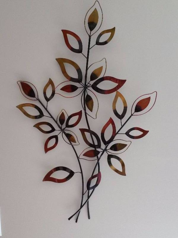 lot 22 image: Metal Wall Art