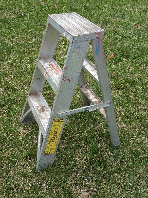 lot 38 image: 27 Keller Ladder