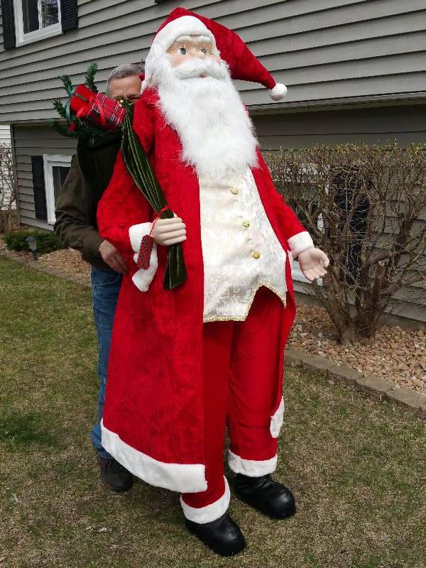woah 6 foot tall santa claus eden prairie moving sale woah 6 foot tall santa claus eden prairie moving sale