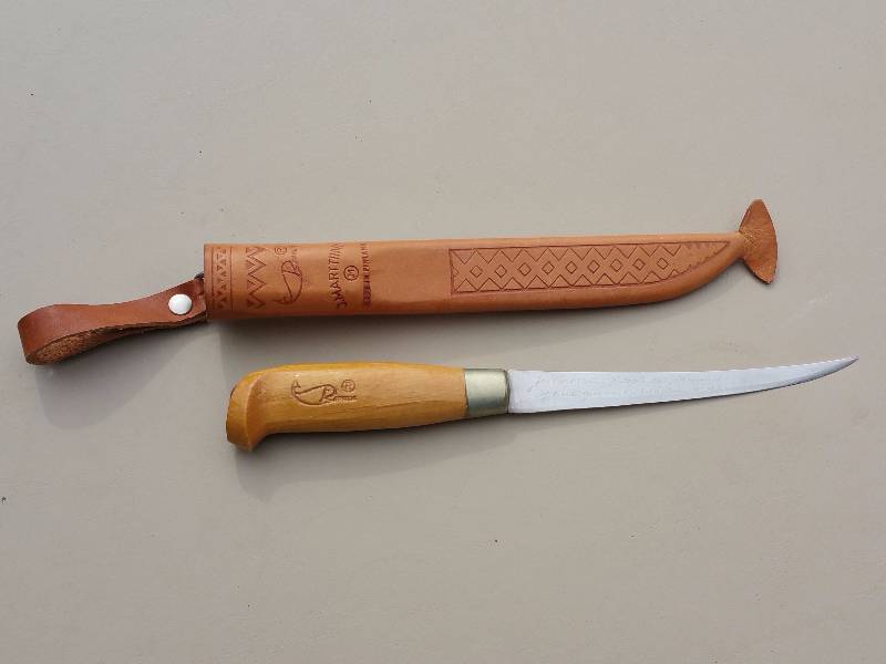 lot 97 image: Rapela Filet Knife