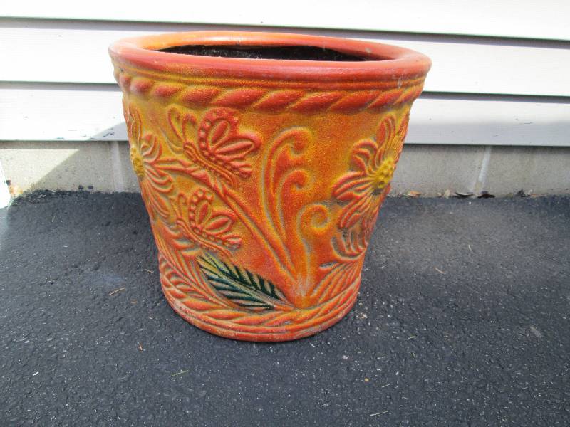 lot 48 image: Mexican Planter Pot - Quality