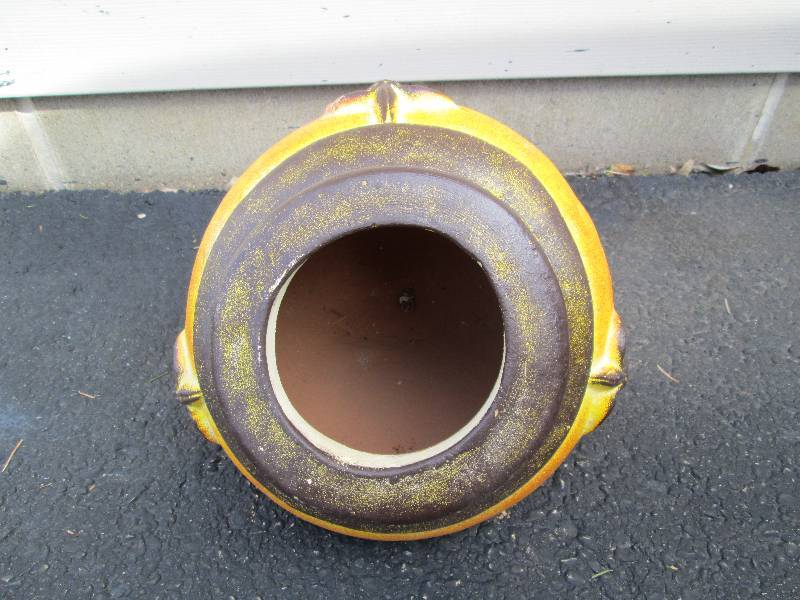 lot 49 image: Bonita Mexican Planter Pot - Quality