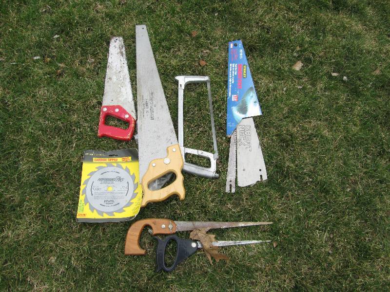 lot 81 image: Saws, Blades, Etc