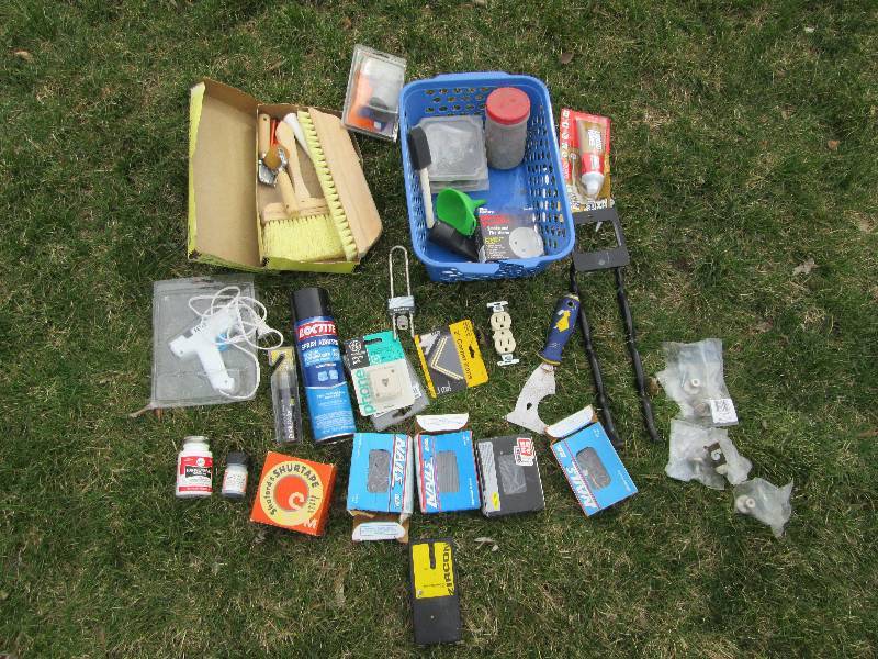 lot 84 image: Misc Supplies, Painting, Nails, Etc