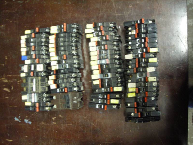 Box Lot Of FPE Breakers 15, 20, 30, 40 Amp