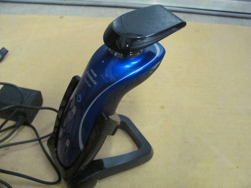 NORELCO Shaver