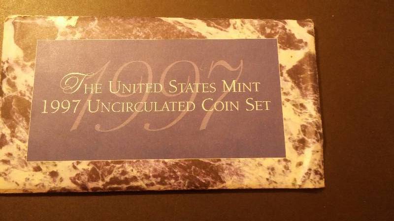 US Mint 1997  P&D - Uncirculated
