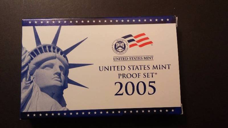 2005 Proof Set Coin - With State Quarters