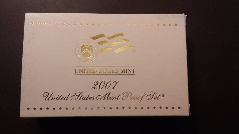 2007 Proof Set Coin - With State Quarters & Presidential Dollar