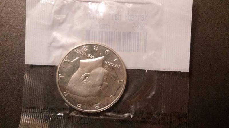 1983 Kennedy 12 Dollar - S