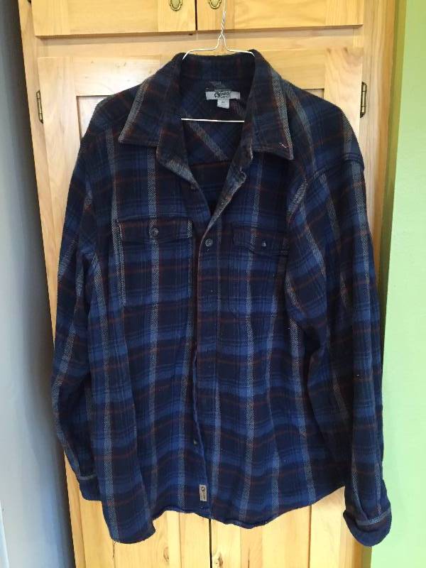 lot 68 image: Guide Series Flannel Shirt