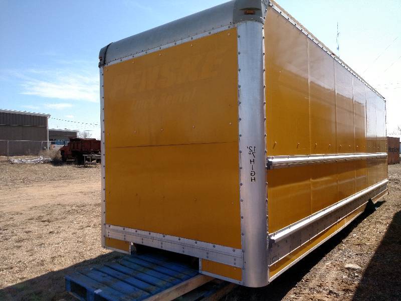 lot 1 image: Supreme 26 Aluminum Truck Van Body...