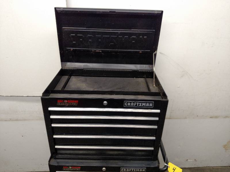 lot 4 image: Craftsman  11 Drawer Rolling Tool C...