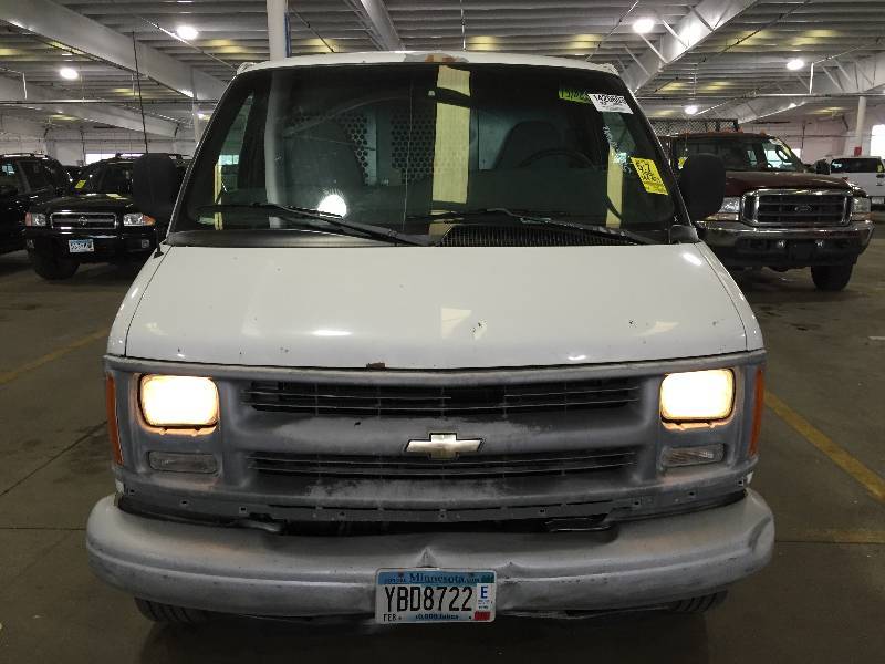 2000 Chevrolet G3500 Express Cargo Van