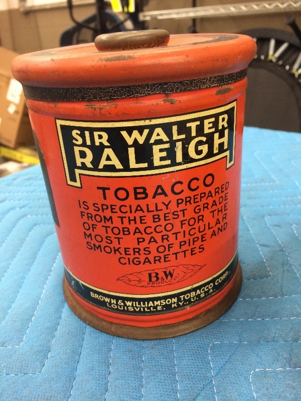 lot 35 image: Assorted Vintage Tins - lot of 2