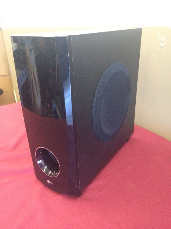 lot 51 image: LG Subwoofer - works