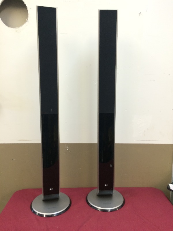 LG Tower surround sound Speaker system Works! lot of 2 Electronics