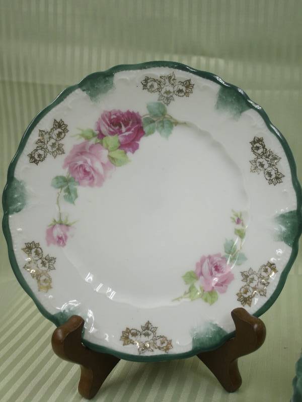 6 Floral Plates
