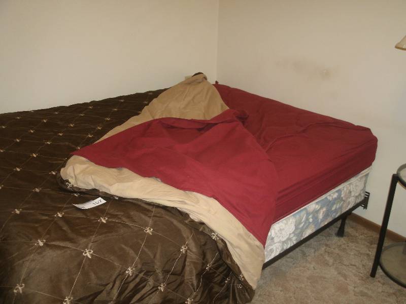 Full Size Bed