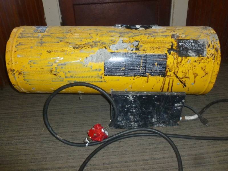 lot 5 image: Propane Forced Air Heater