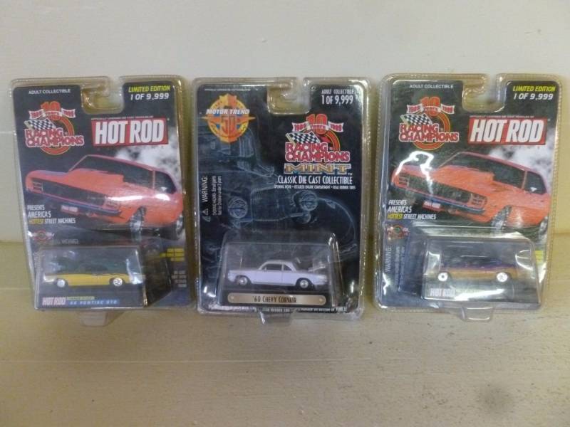 lot 38 image: Die Cast Metal Cars