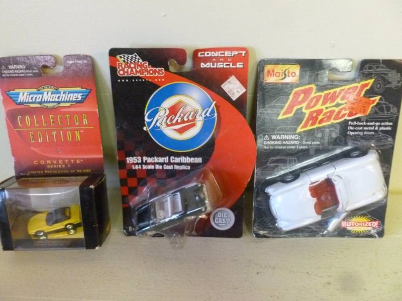 lot 39 image: Die Cast Metal Cars