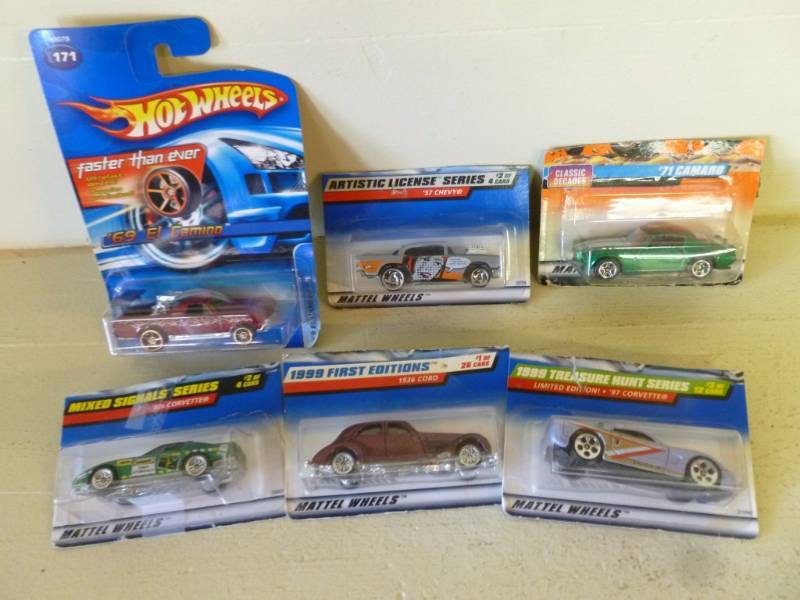 lot 42 image: Hot Wheels