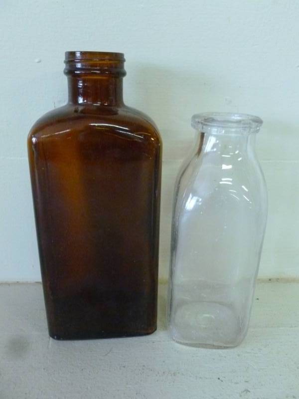 lot 72 image: Vintage Bottles