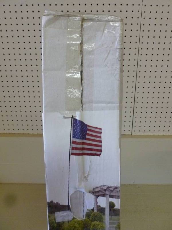 lot 146 image: New Flag Pole