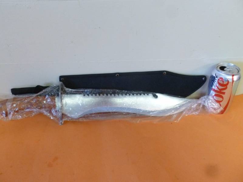 lot 169 image: Knife
