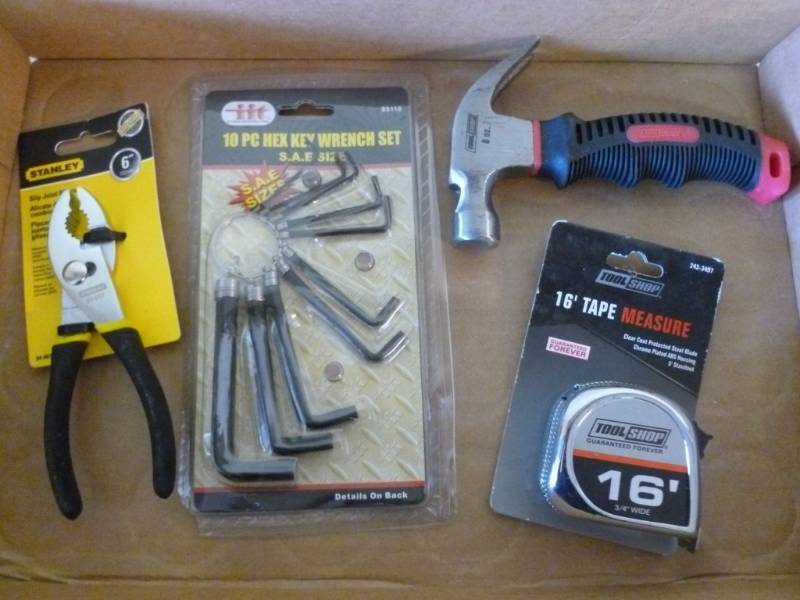 lot 199 image: Tools