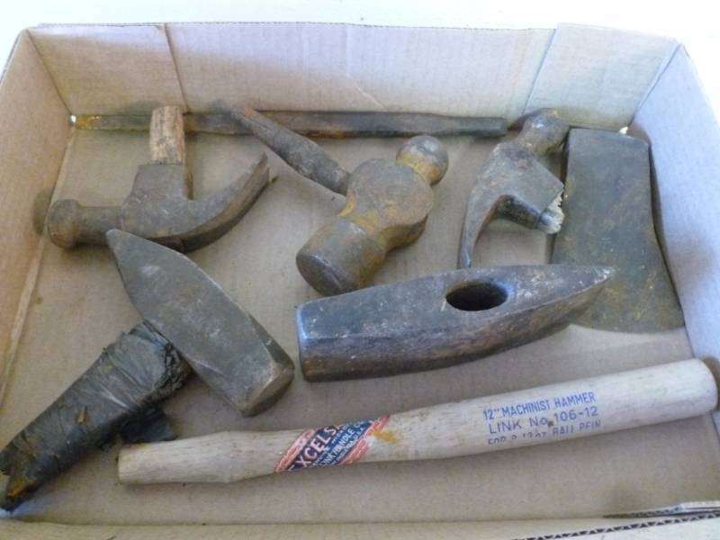 lot 220 image: Tools