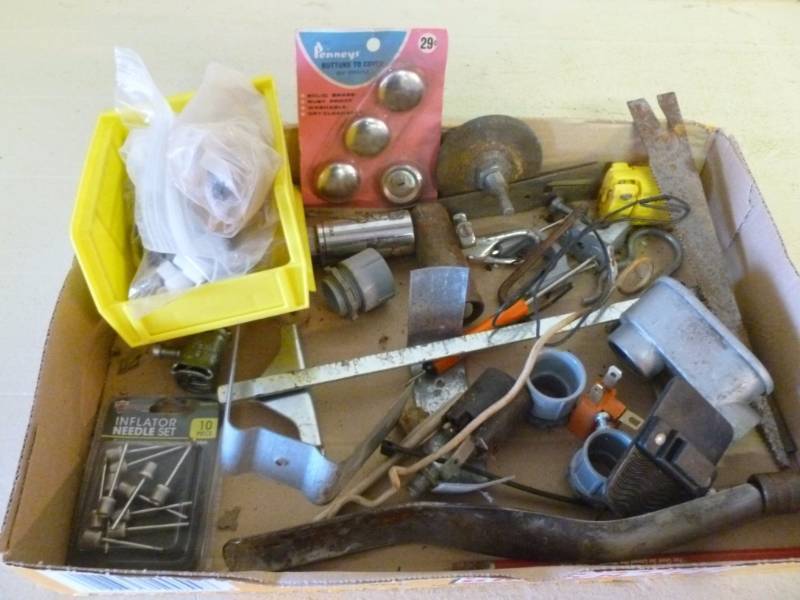 lot 225 image: Shop Items